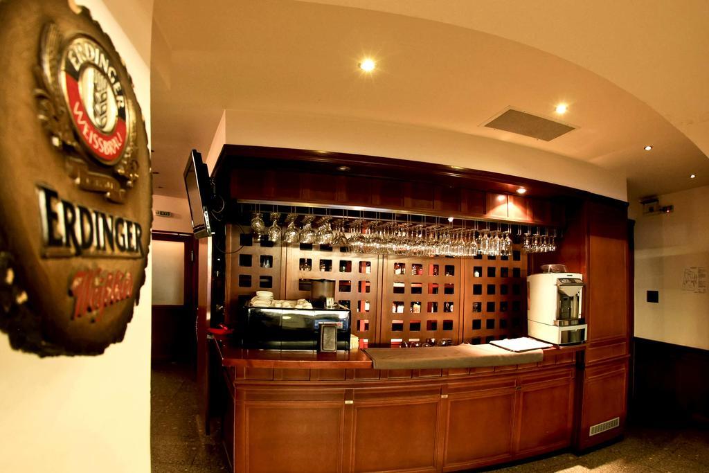 Edi Hotel Sofia Buitenkant foto