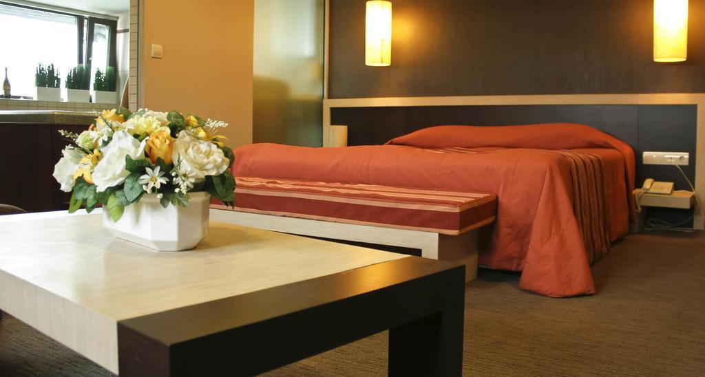 Edi Hotel Sofia Kamer foto